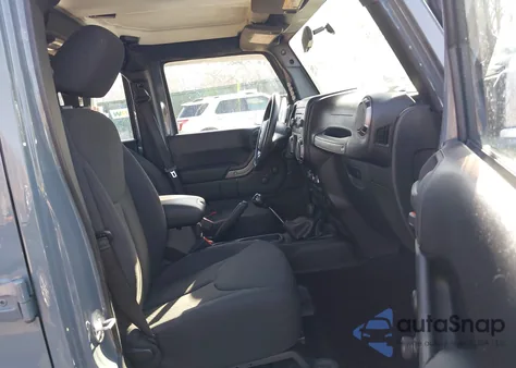 2015 Jeep Wrangler Unlimited Sport из США, поврежденный, VIN 1C4BJWDG1FL563937